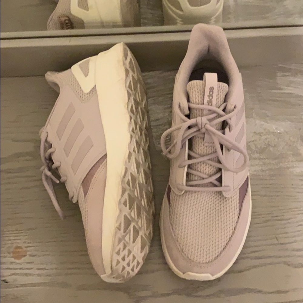 Adidas - Picture 2 of 2